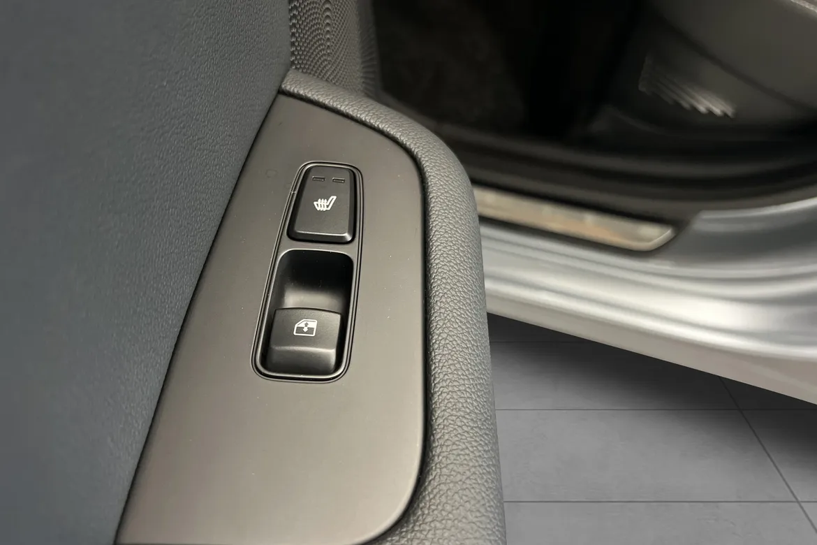 picture of a car