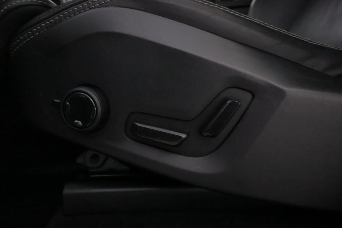 Volvo XC90 2023 - miniatyr 18