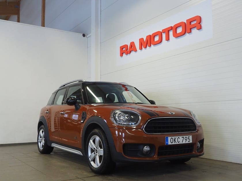 Bild 3 av MINI Countryman Cooper ALL4 136hk Pepper Drag H/K Navi P-Sen Keyless