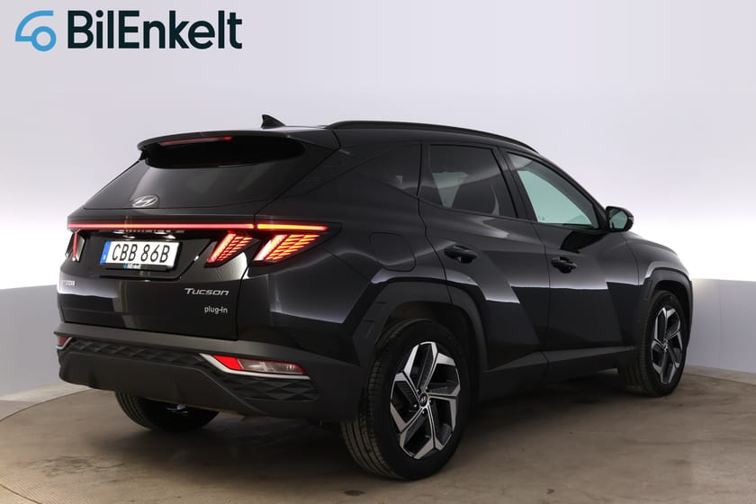Bild 4 av Hyundai Tucson PHEV 4WD Essential Cockpit Kamera Navi