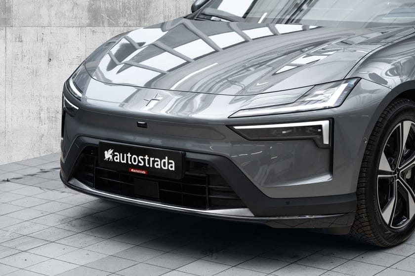 Bilde 2 av Polestar 4 Long Range Dual motor DM|H.Kardon|Pixel|360°|Primepakke