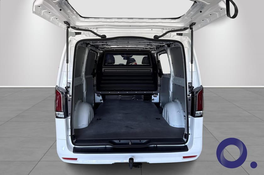 Bilde 5 av Mercedes-Benz Vito 116 CDI 4x4 3.0t MB A2 4 matic lav km stand