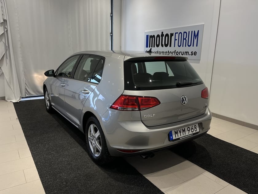 Bild 3 av Volkswagen Golf TDI 110hk 4M Drag/Värmare Nyservad Maj-26