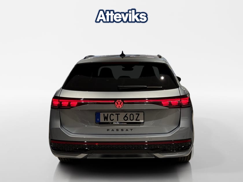 Bild 3 av Volkswagen Passat Variant eHybrid SWE edition 272 hk R-line/Panorama/Black s