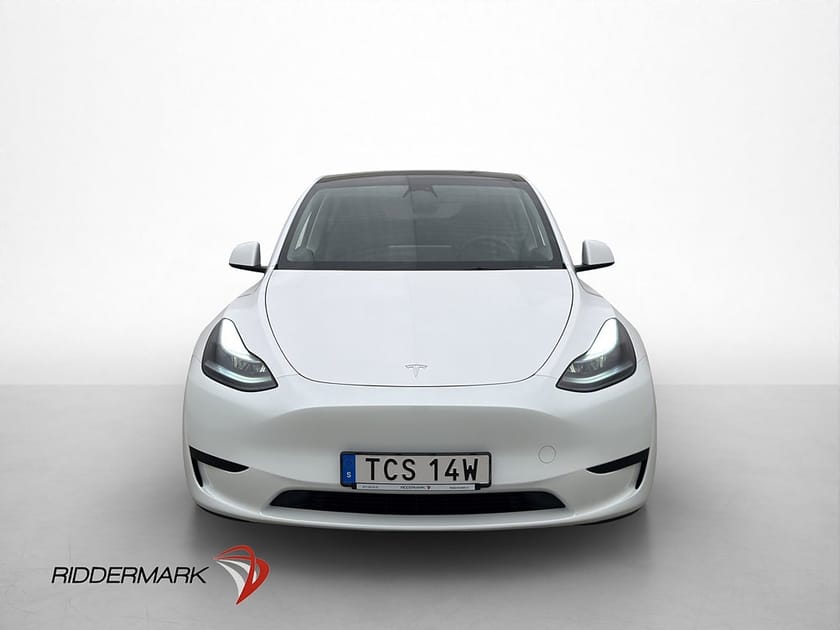 Bild 2 av Tesla Model Y Standard Range RWD Dragkrok Svensksåld MOMS