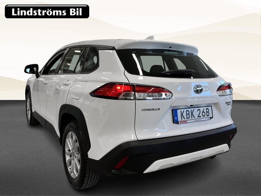 Bild 4 av Toyota Corolla Cross Hybrid AWD-i Active Plus 2.0 197hk S-Hjul Moms