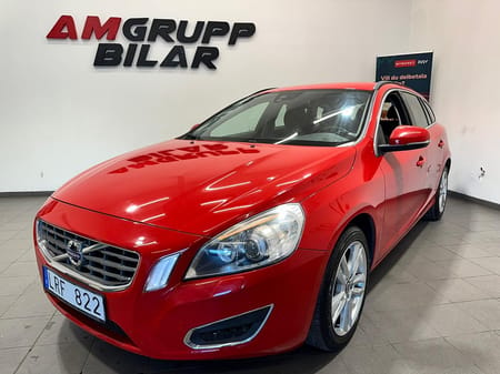 Volvo V60 T3 Momentum Euro 5 Kamrem bytt!!