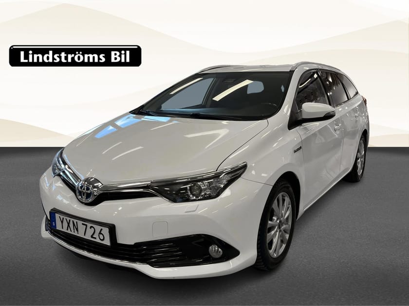Bild 1 av Toyota Auris Touring Sports Hybrid Active 1.8 e-CVT 136hk S&V-Hjul