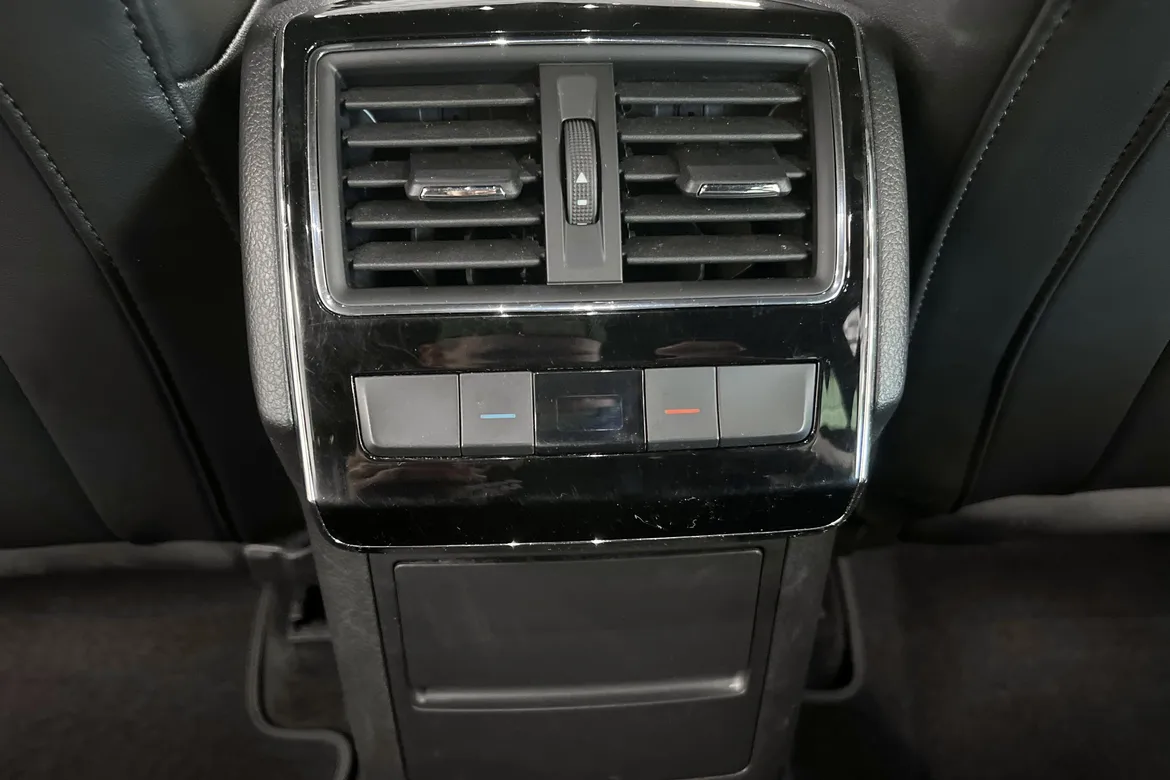 picture of a car