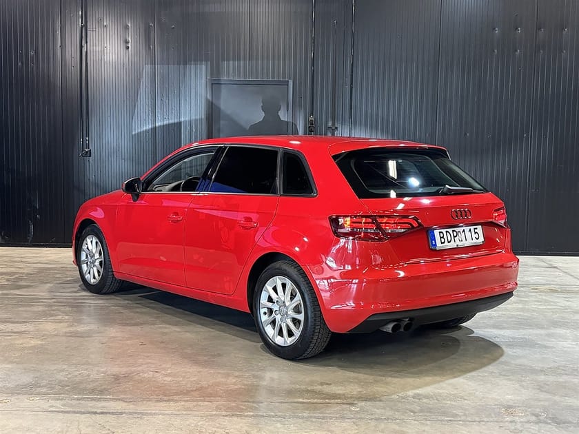 Bild 3 av Audi A3 Sportback 1.4 TFSI (122hk) Attraction Comfort