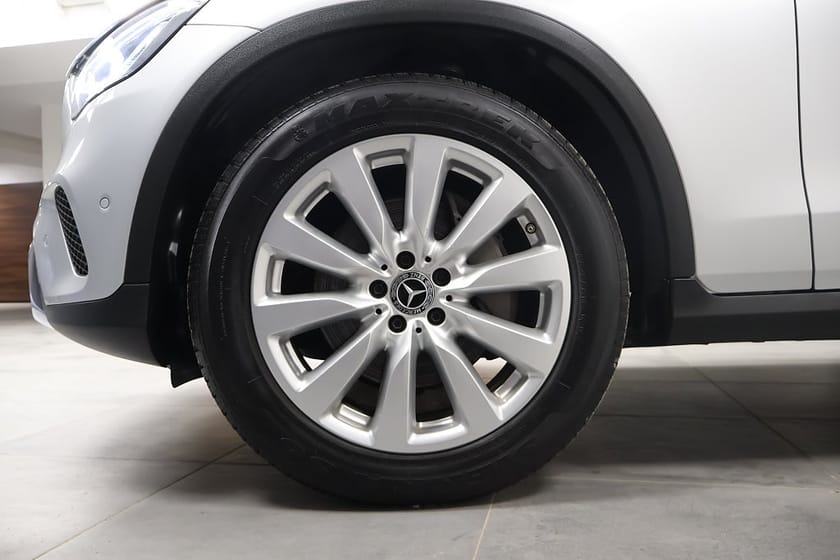 Bild 5 av Mercedes-Benz GLC 200 d 4MATIC Avantgarde 360-kamera Drag LED