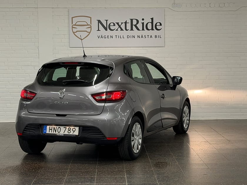 Bild 4 av Renault Clio 1.2 Euro 5 | NyBesiktigad | NyServad | 9800mil |2 ägare