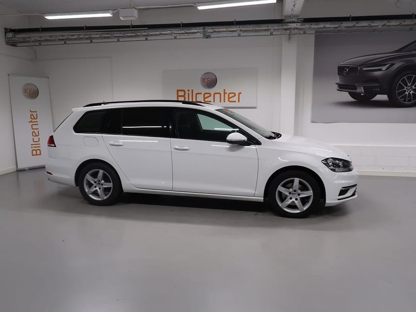 Bild 5 av Volkswagen Golf Sportscombi 2.0 TDI 4M GT V-Däck ingår Drag-Kamera-Värmare-CarPlay-