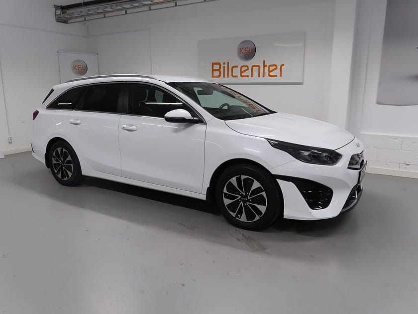 Bild 4 av Kia Ceed Sportswagon Plug-in Hybrid SW Advance V-Däck ingår Drag-Kamera-Navi
