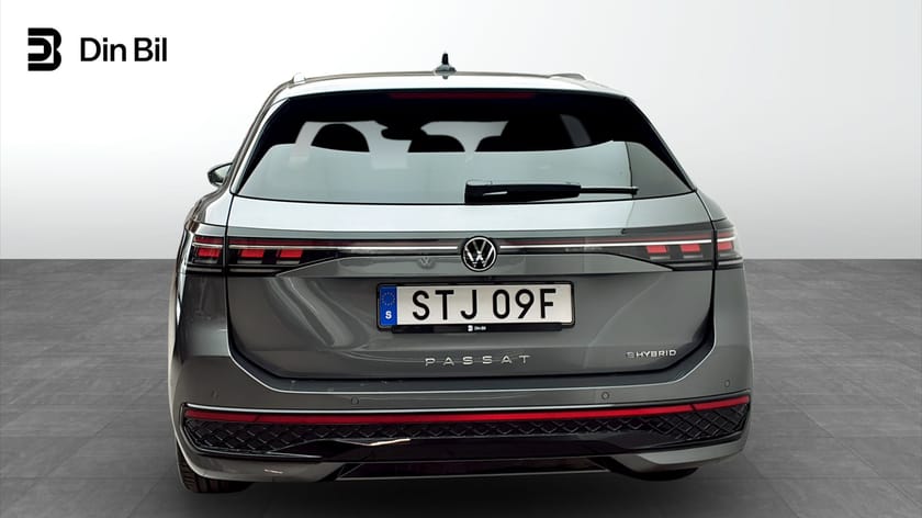 Bild 5 av Volkswagen Passat Variant eHybrid Sportkombi R-LINE e-HYBRID Dragpaket/Panorama