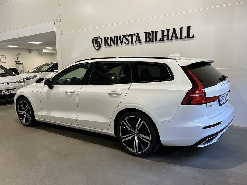 Bild 2 av Volvo V60 Recharge T6 AWD R-Design Leasbar 340hk