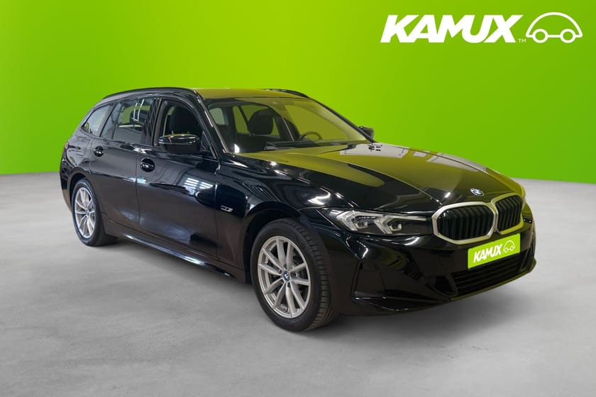 Bild 1 av BMW 330e xDrive Touring Navi H/K Moms 292hk