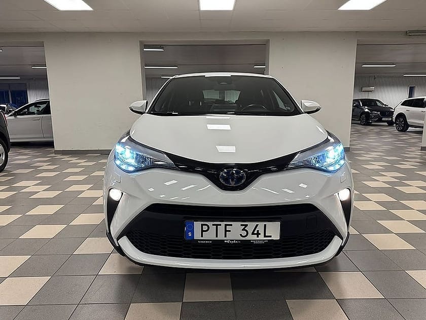 Bild 2 av Toyota C-HR Hybrid CVT Active B-kamera Euro 6