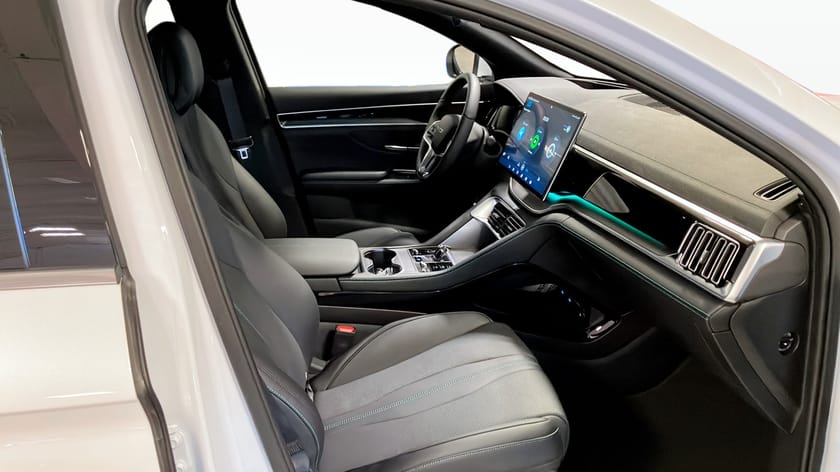 Bild 3 av BYD Seal U DM-i AWD DESIGN PHEV