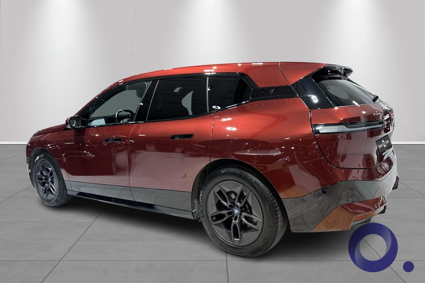 Bilde 3 av BMW iX xDrive50 Drive50 Fully Charged,Panorama,Bakakselstyring.