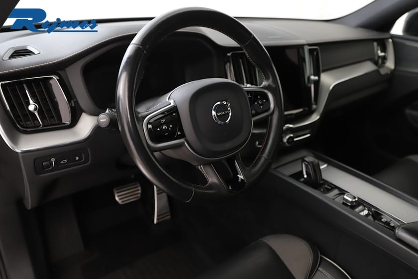 Bild 2 av Volvo XC60 Recharge T6 R-Design T