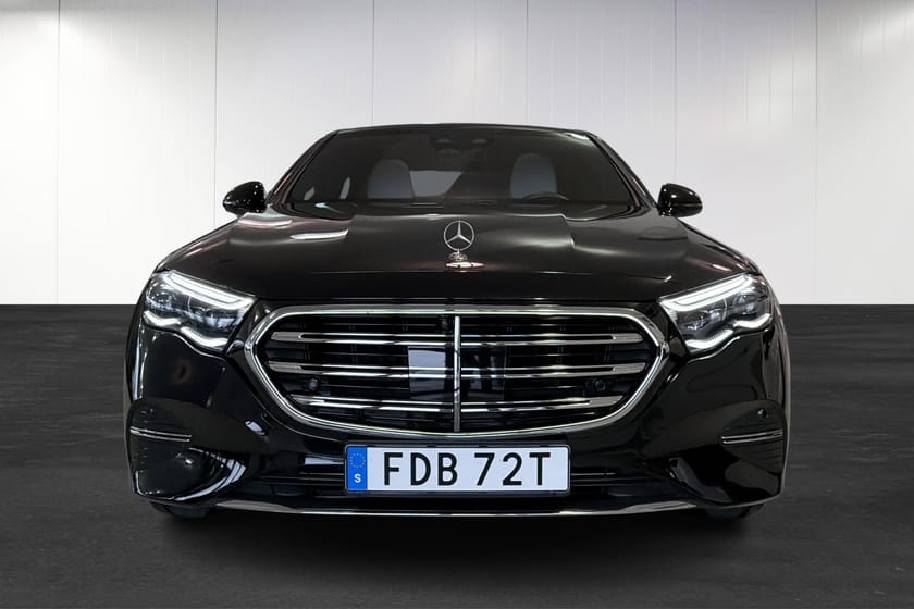Bild 5 av Mercedes-Benz E 300 d e de  Exclusive / Panorama / Nappa / Drag