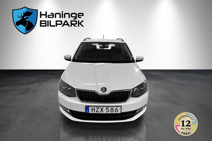 Bild 3 av Škoda Fabia Kombi Skoda 1.2 TSI /SUPERDEAL 3,95%/KEYLESS/BT/PDC
