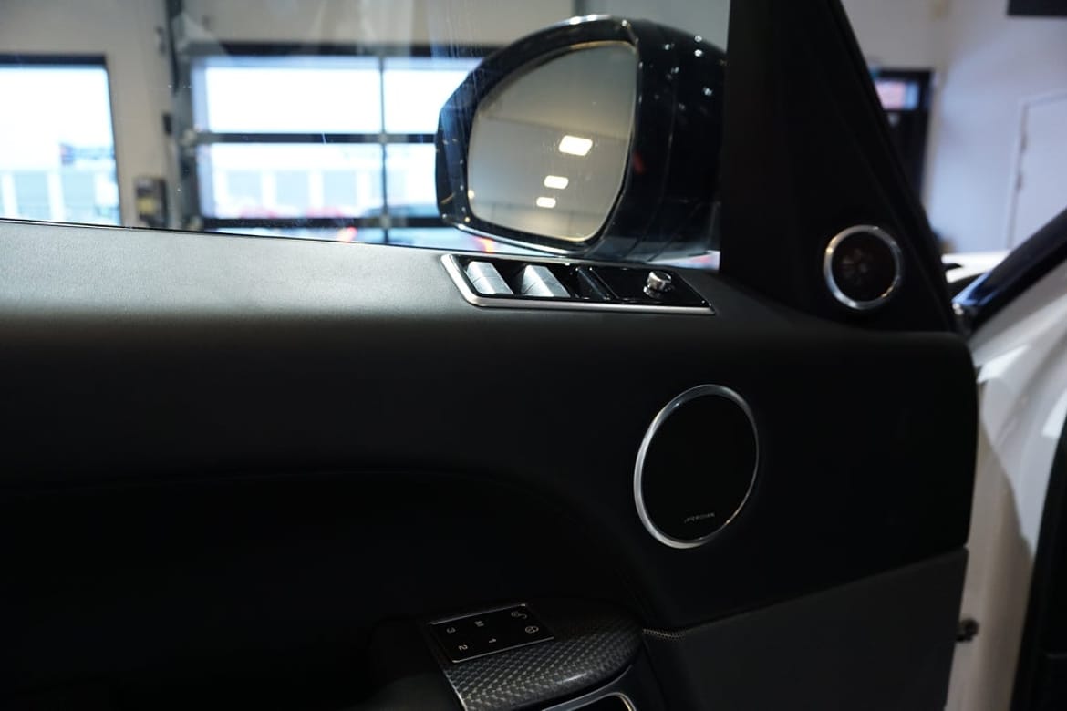 Land Rover Range Rover Sport 2020 - miniatyr 16