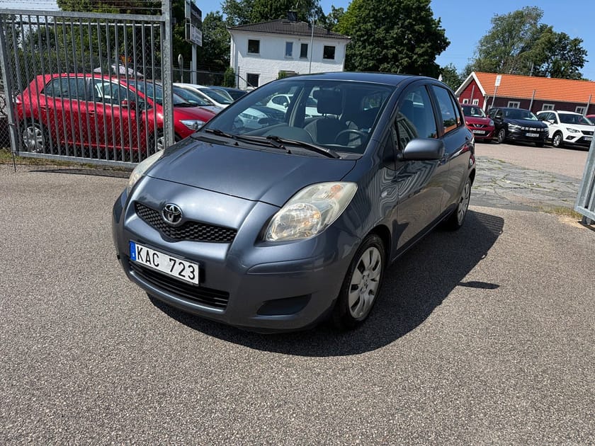 Bild 2 av Toyota Yaris 1.33 VVT-i 101HK 5-D / VÄRMARE