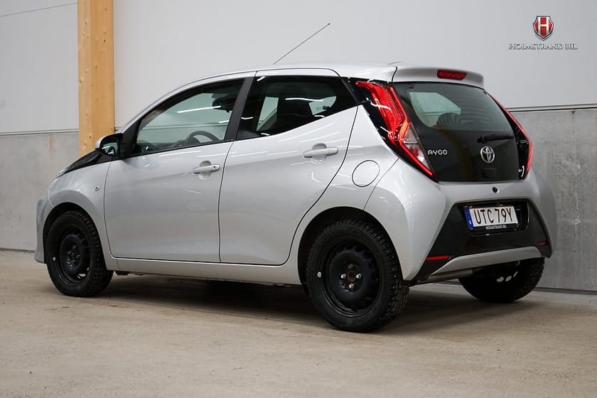 Bild 4 av Toyota Aygo 5-dörrar 1.0 VVT-i X-PLAY Carplay Kamera BT Sätesvärme