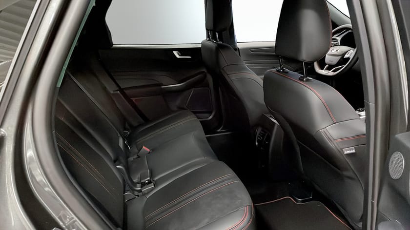 Bild 5 av Ford Kuga Plug-In Hybrid ST-LINE X BLACK EDITION 2.5 FWD 243HK DEMO