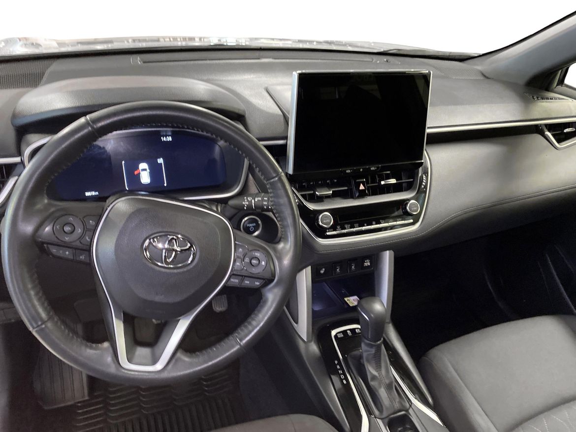 Toyota Corolla Cross 2024 - miniatyr 8