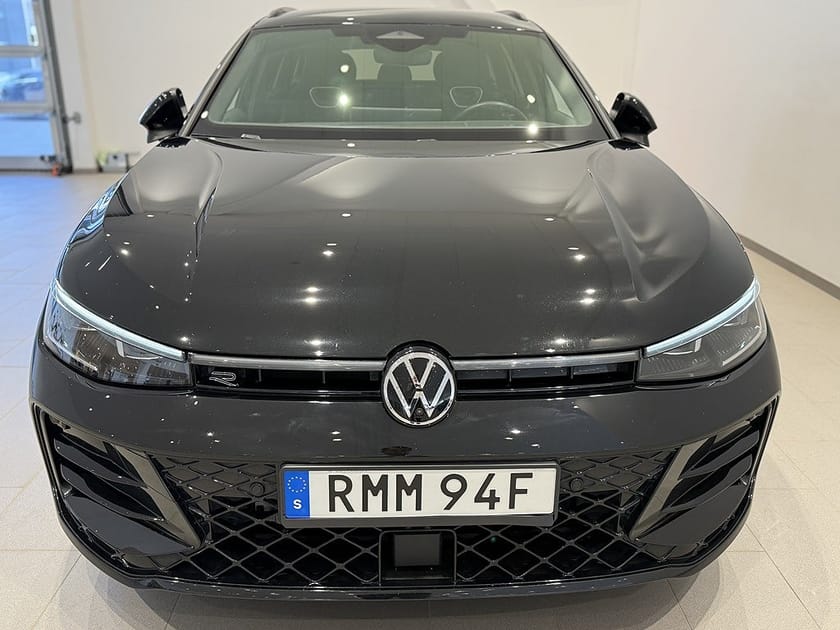 Bild 3 av Volkswagen Passat Sportscombi R-LINE 2.0 TDI Drag Värmare HuD