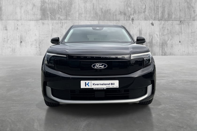 Bilde 2 av Ford Explorer EV Extended Range AWD Premium/Hengerfeste/Varmepumpe/Festepunkter/Ambient