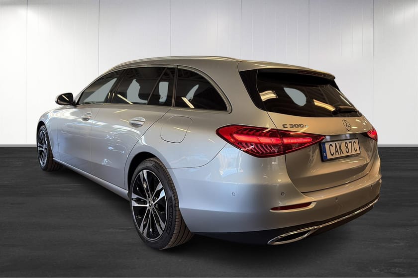 Bild 4 av Mercedes-Benz C 300 T e Moms/Avantgarde/Adaptiv farthållare