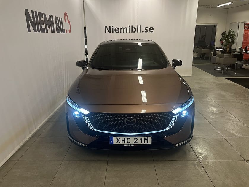 Bild 2 av Mazda 6e Standard Range Takumi 68,8 kWh 479km SONY/360-kamera/Pano/LAGERBIL