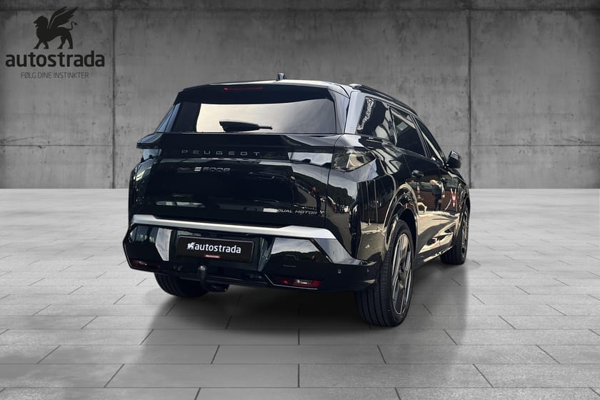 Bilde 5 av Peugeot E-5008 Dual Motor Demobil, GT Executive 4x4, hengerfeste