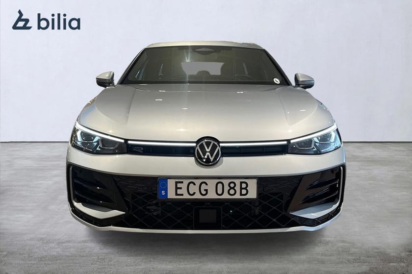 Bild 2 av Volkswagen Passat Sportscombi 2.0 TDI 4M R-Line Värm Drag 193HK