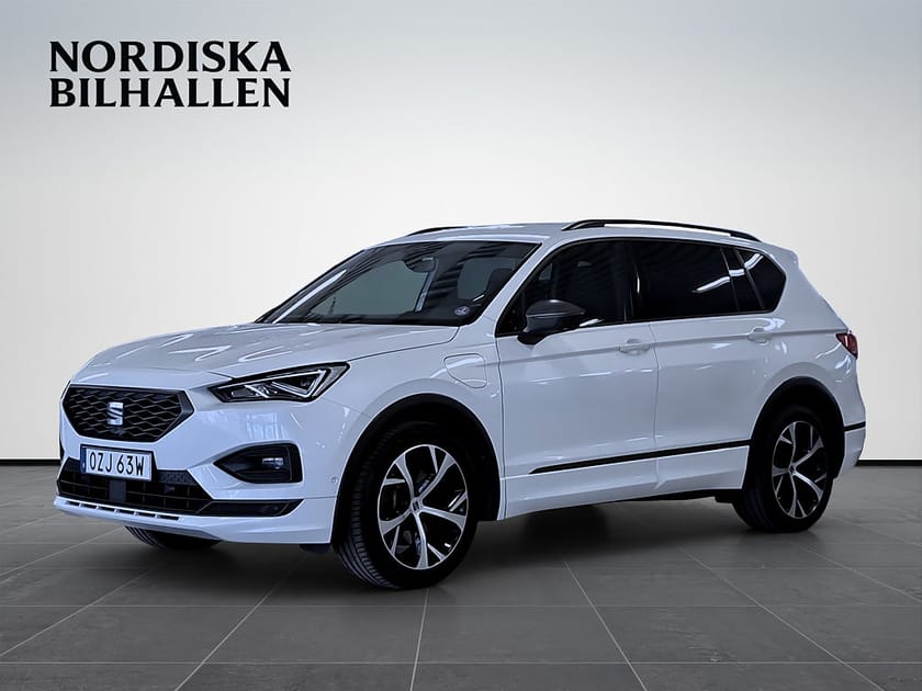 Bild 3 av SEAT Tarraco PHEV FR Nybesiktad 360- kamera Apple Carplay Dragkrok