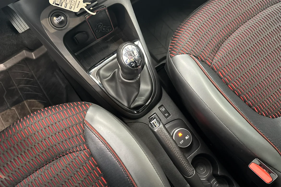 picture of a car