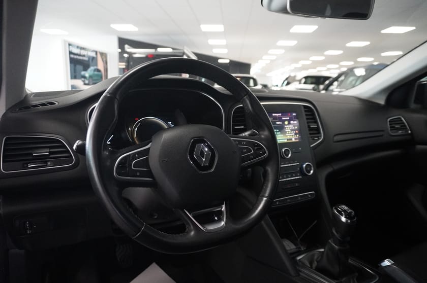 Bild 2 av Renault Mégane Sport Tourer Megane 1.2 TCe Drag PDC Kupévärmare