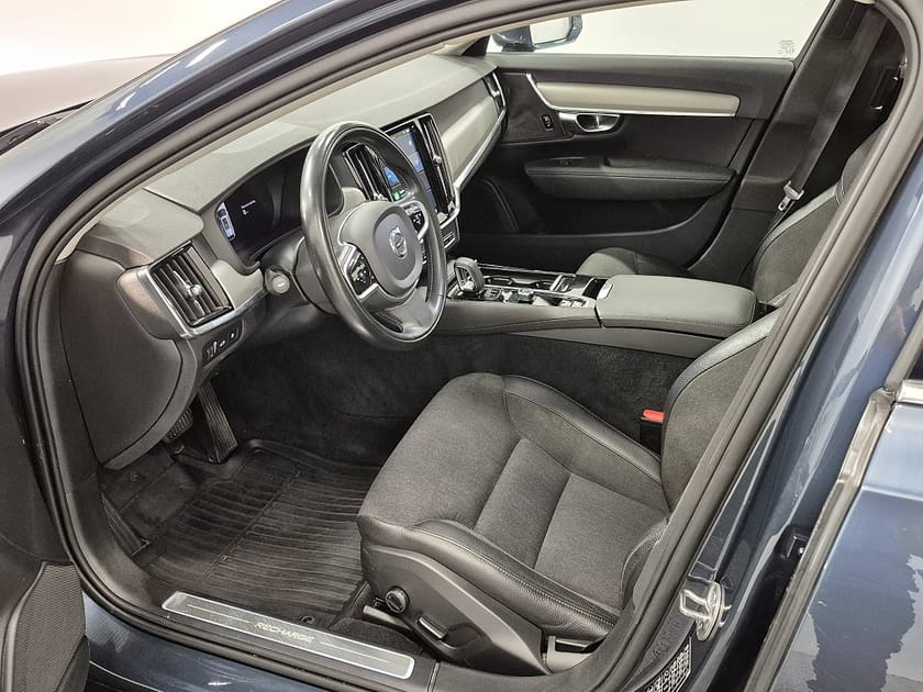Bild 2 av Volvo V90 T6 Recharge Inscription plug in AWD 340HK 4x4 Panorama