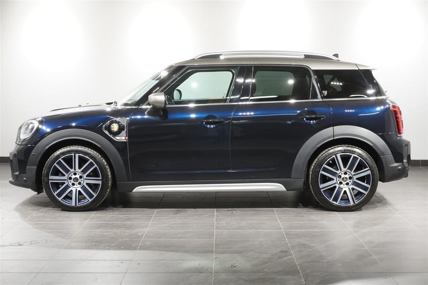 Bild 3 av MINI Countryman Cooper SE ALL4 Maximise Panorama HUD LED DA