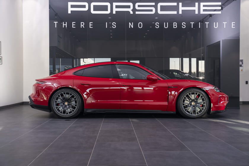 Bilde 5 av Porsche Taycan GTS ActiveRide,HUD,21",Soft-close,360,Bak.aks.sty+++