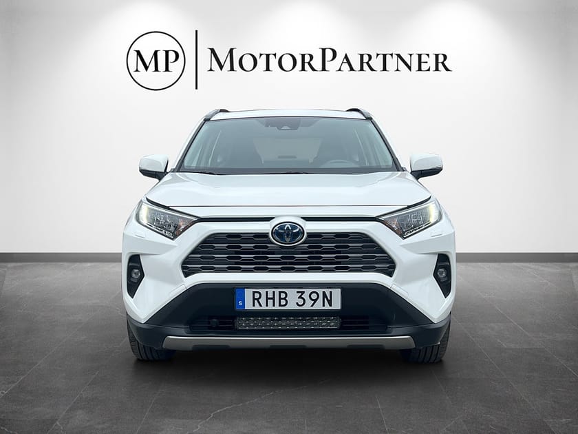 Bild 2 av Toyota RAV4 Hybrid AWD-i AWD E-CVT Active Kamera Motorvärmare MOMS 222hk