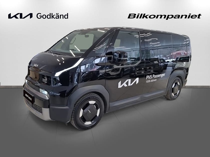 Bild 1 av Kia PV5 Passenger 71.2 kWh Plus Pro 5-sits Drag V-Hjul Godkänd