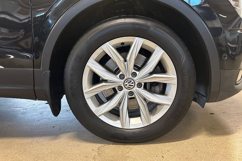 Bild 5 av Volkswagen Tiguan 2.0 TSI 4M / Drag / Värmare / B-kamera / Sommarkampanj