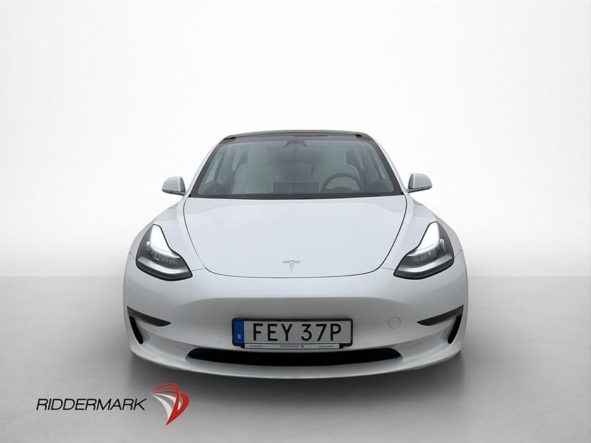 Bild 3 av Tesla Model 3 Long Range AWD Värmare Autopilot Pano Läder