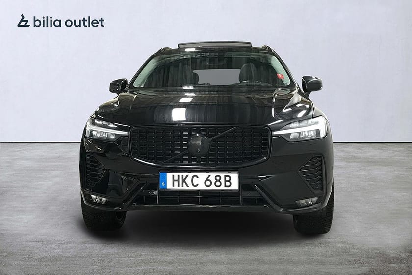 Bild 3 av Volvo XC60 B4 AWD Diesel Ultima Dark 197hk Pano B&W HuD Drag 360°