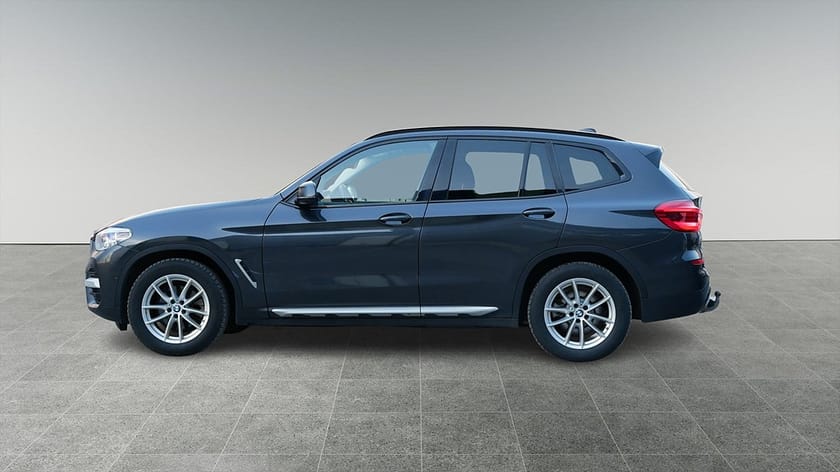Bild 5 av BMW X3 xDrive20d xDrive 20d 190hk | 2724 kr/mån | xLine | M-Sport Ratt
